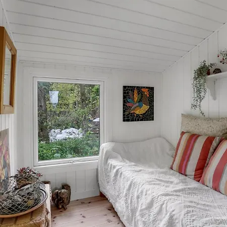 Feriehus Stunning In With Kitchen *